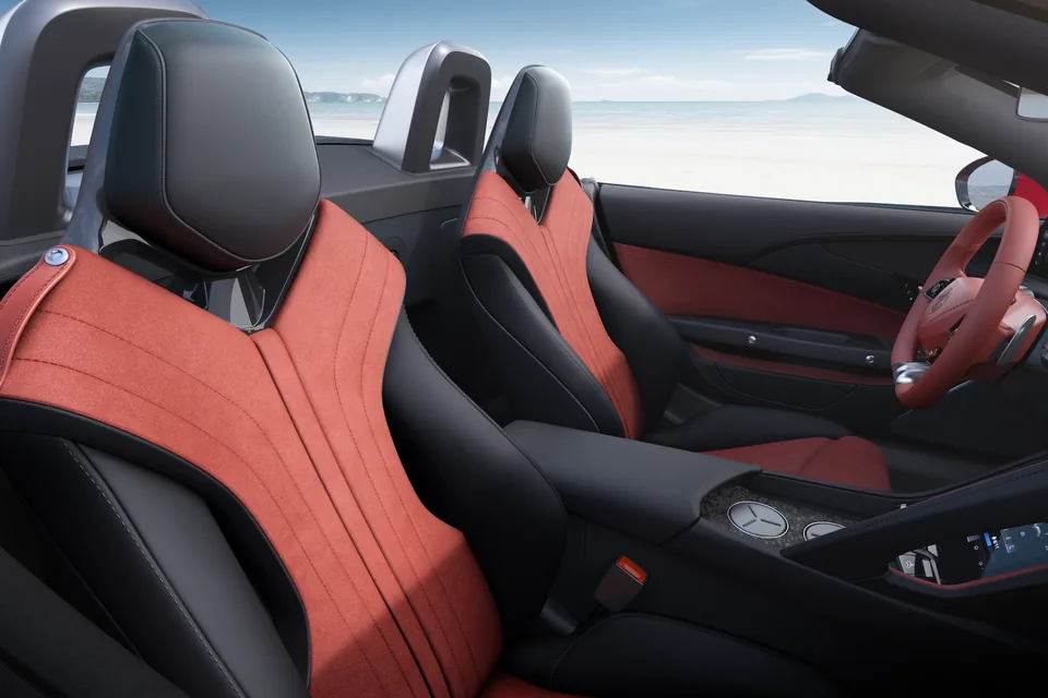 Roadster 2 chỗ